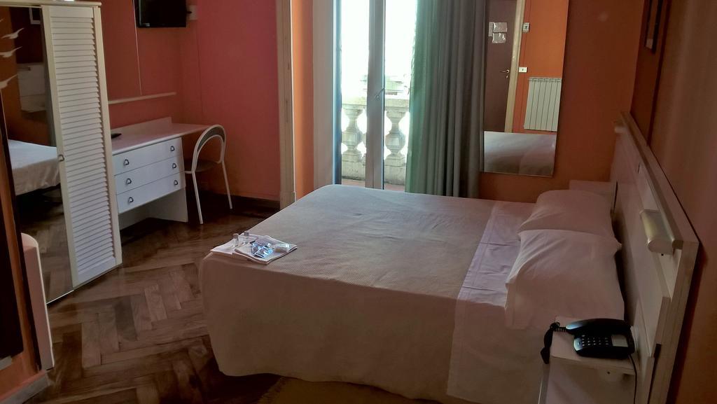 Hotel Del Sole มิลาน ภายนอก รูปภาพ
