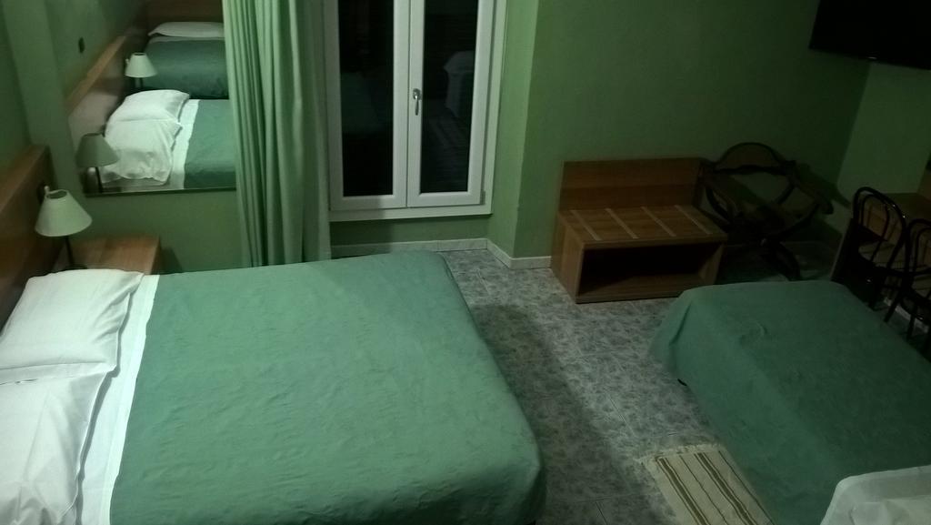 Hotel Del Sole มิลาน ห้อง รูปภาพ